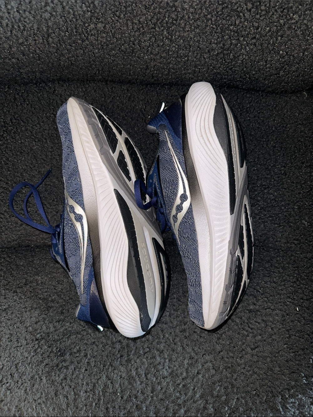 SAUCONY echelon 9 shoe in indigo/black size M 7/W 8.5 - Picture 5 of 10